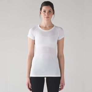 Lululemon Athletica White Short Sleeve Tee